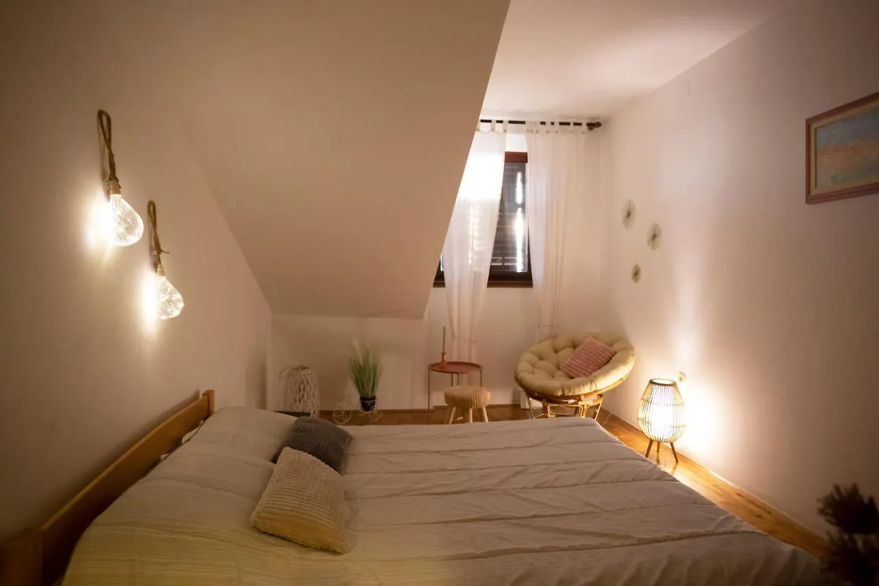 Apartment Kika Pula